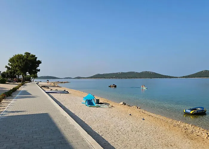 Vakantiehuis Buqez Sun 4 U - Oikos Eco - 4 Drage
