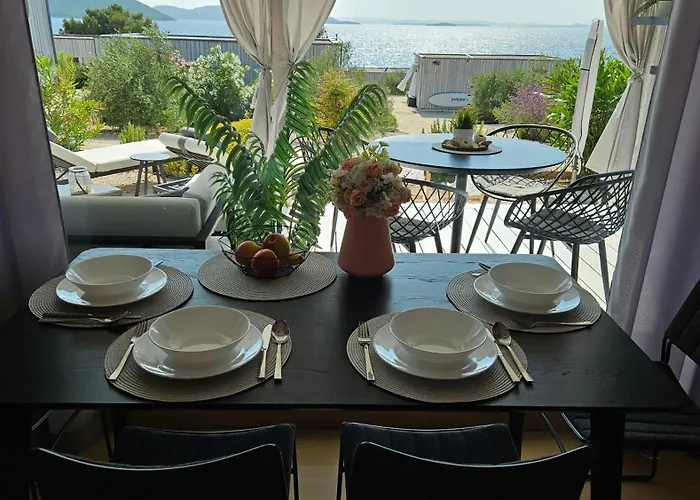 Buqez Sun 4 U - Oikos Eco - 4 Vakantiehuis *