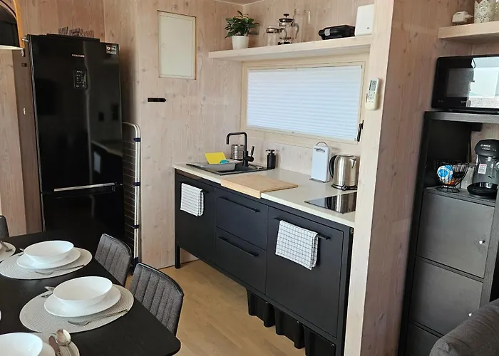 Buqez Sun 4 U - Oikos Eco - 4 *